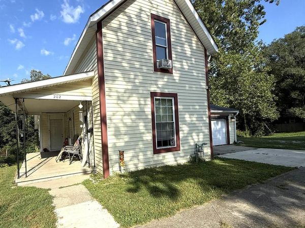 202 S Main Street, Jonesboro, IN 46938