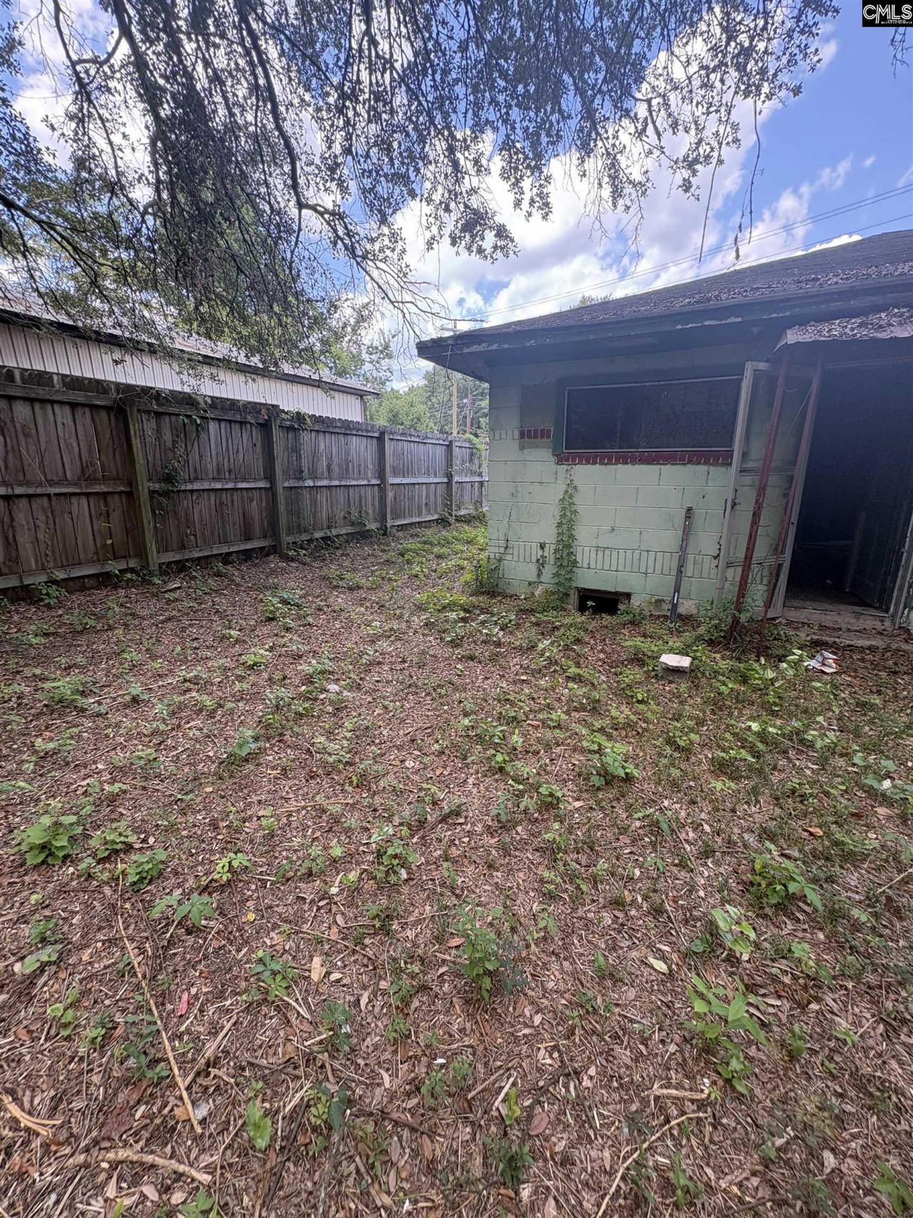 2805 Leaphart Road Photo 15