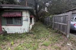 2805 Leaphart Road photo 4
