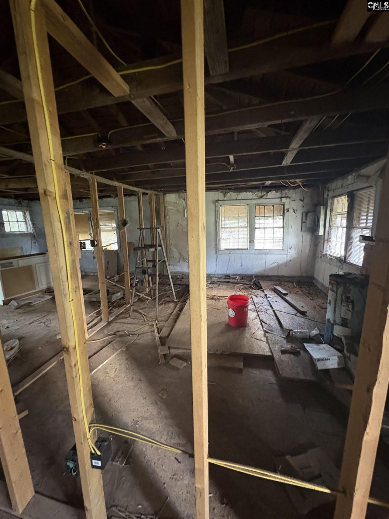 2805 Leaphart Road Photo 5