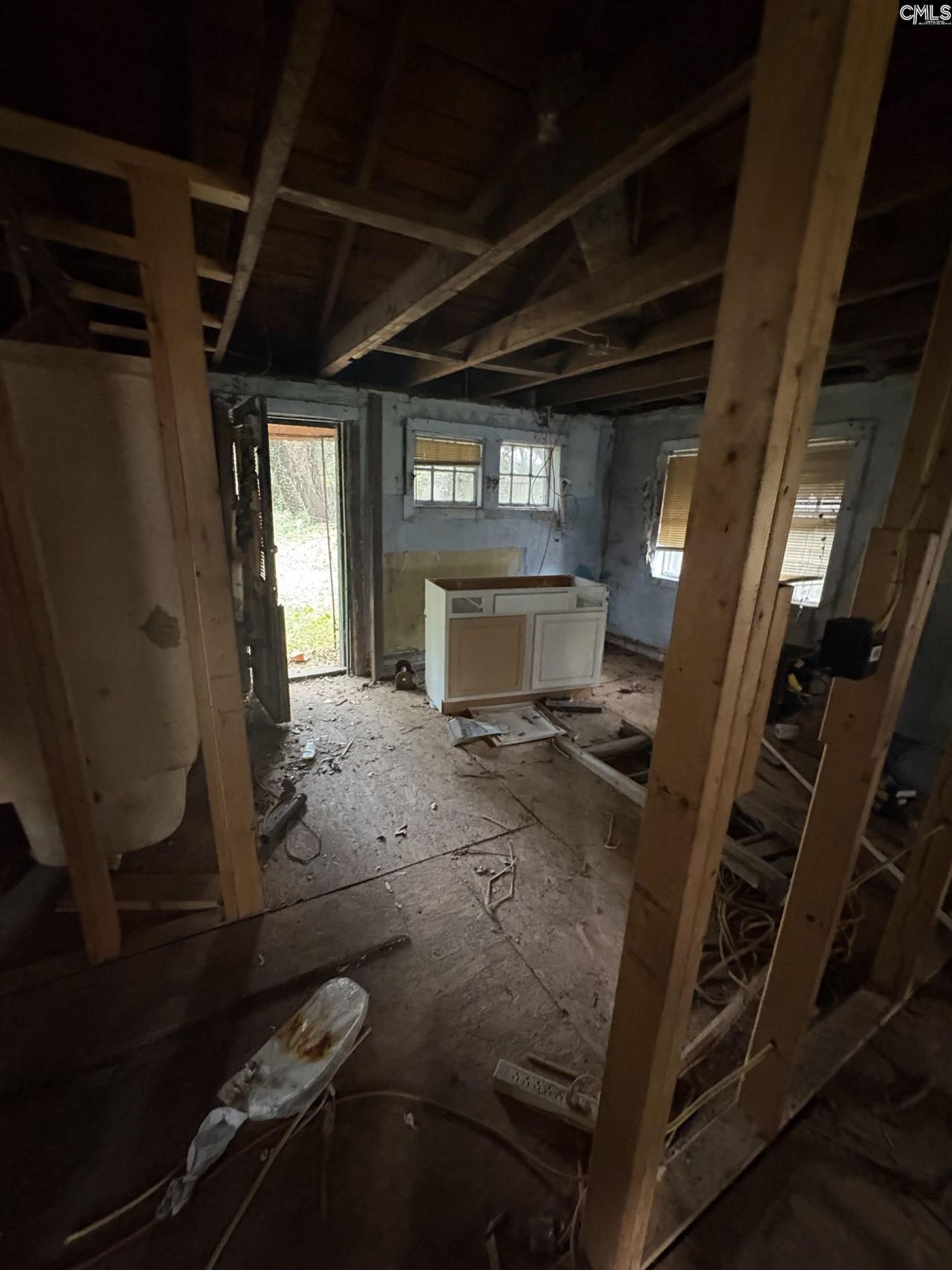 2805 Leaphart Road Photo 8