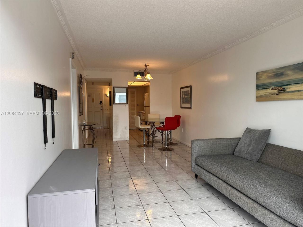 201 178th Dr, Unit 527, Sunny Isles Beach, FL 33160 Photo