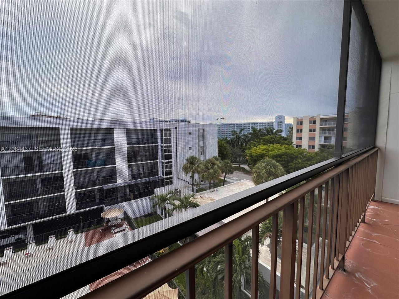 201 178th Dr, Unit 527, Sunny Isles Beach, FL 33160 Photo