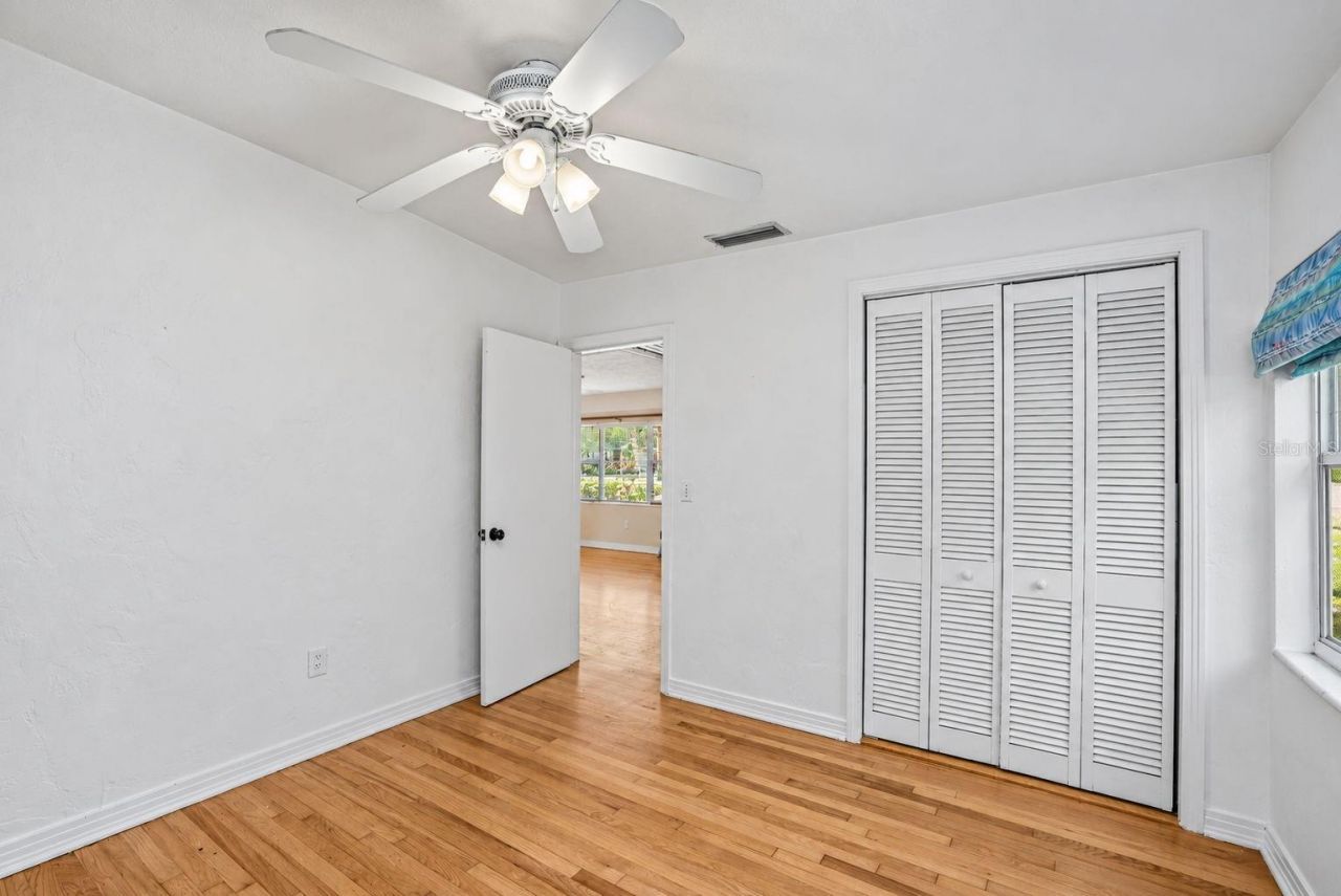 206 17th Avenue Ne, Saint Petersburg, FL 33704 Photo
