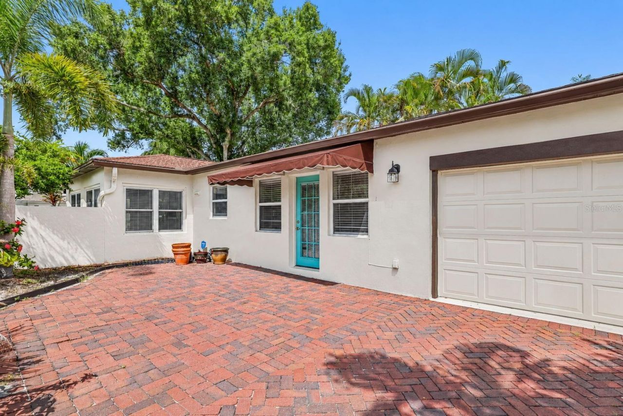 206 17th Avenue Ne, Saint Petersburg, FL 33704 Photo