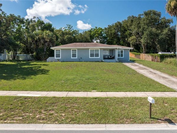 940 CARLTON AVENUE , LAKE WALES, FL 33853