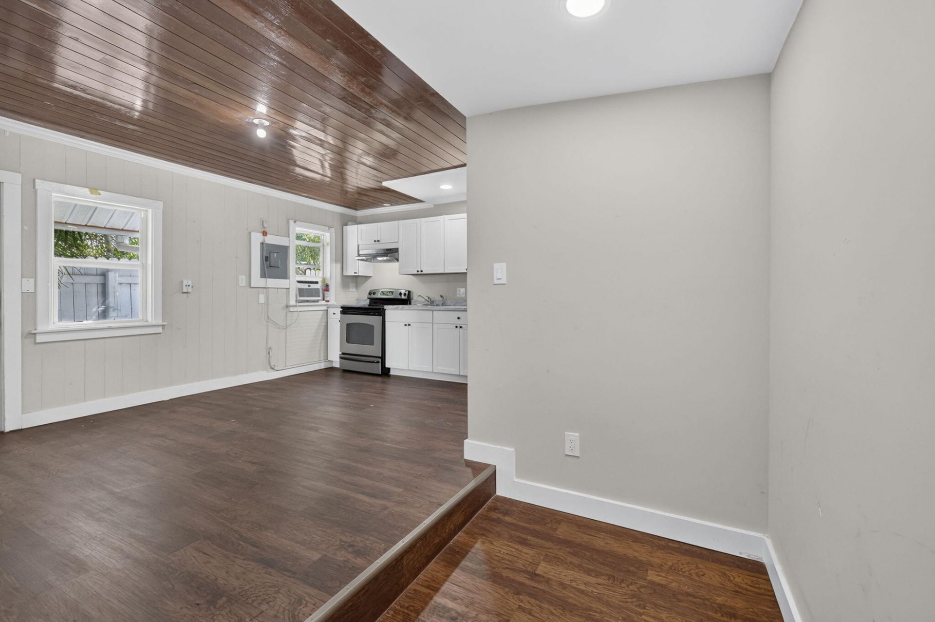 311 N Federal, Unit 9, Lake Worth Beach, FL 33460 Photo