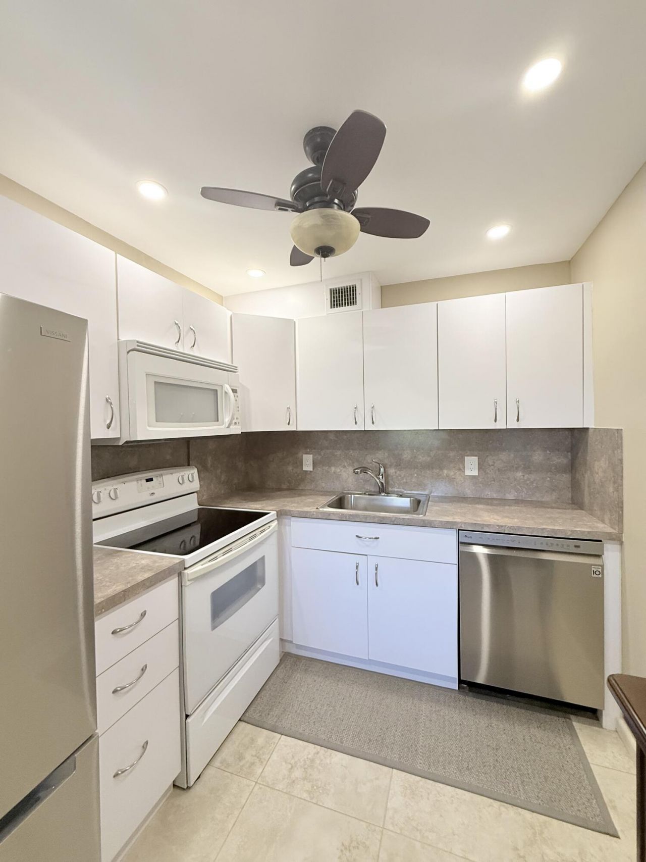 4015 Islewood D, Deerfield Beach, FL 33442 Photo