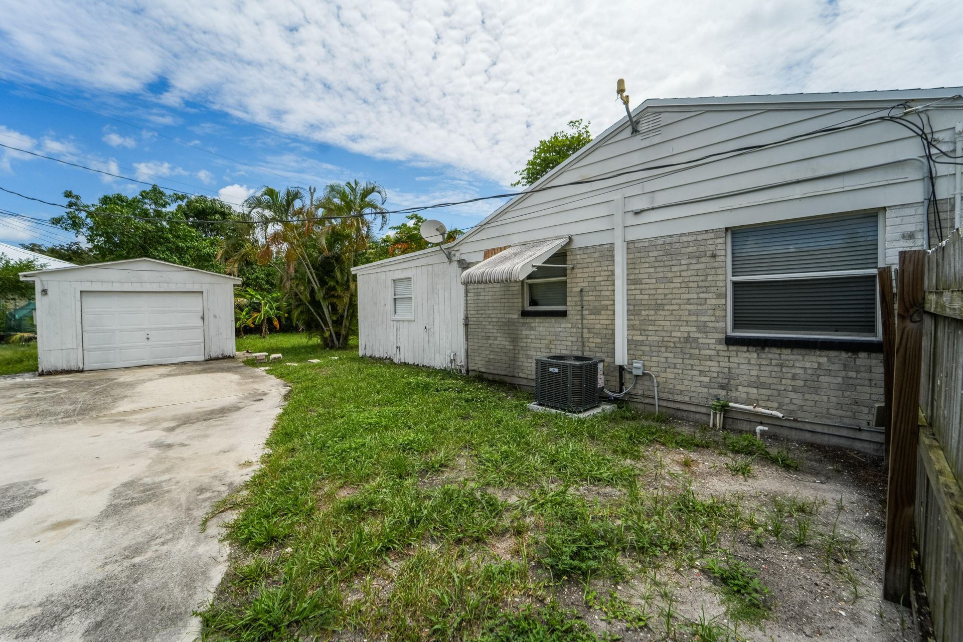 1007 Charles Street, West Palm Beach, FL 33401 Photo