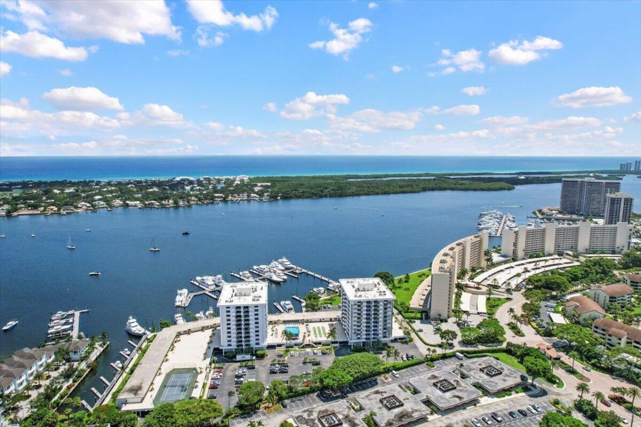 1200 Marine Way, Unit 304, North Palm Beach, FL 33408 Photo