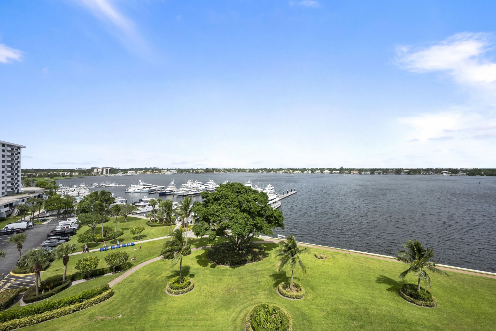134 Lakeshore Drive, Unit 814, North Palm Beach, FL 33408 Photo