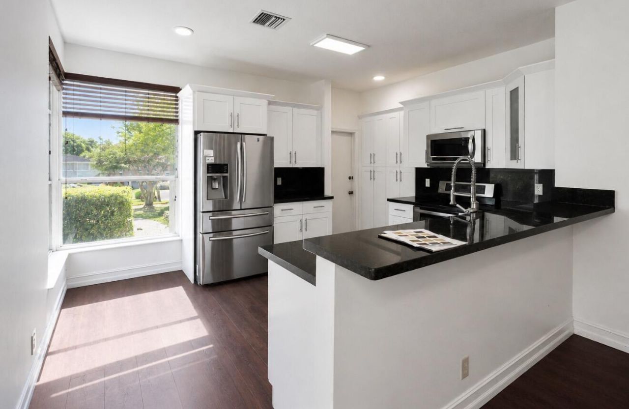 172 Harbor Lake Circle, Greenacres, FL 33413 Photo