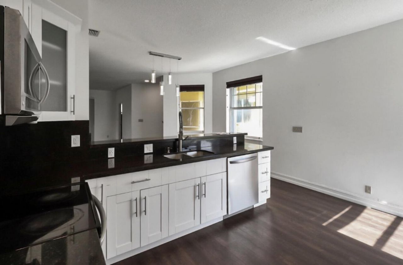 172 Harbor Lake Circle, Greenacres, FL 33413 Photo