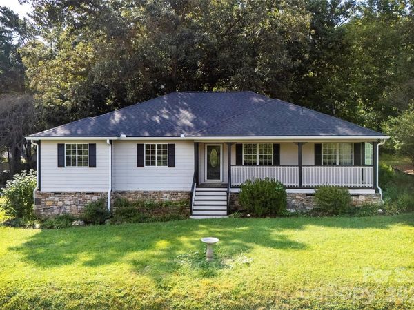 540 Old Haw Creek Road, Asheville, NC 28805