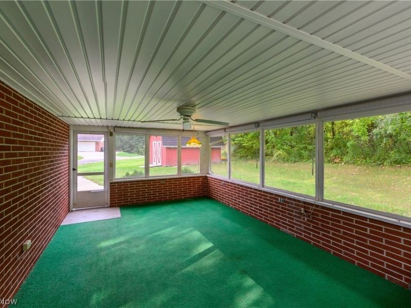 1715 Hillcrest Drive NW, Dover, OH 44622 Photo 12