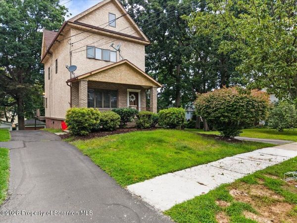 1623 Madison Avenue , Dunmore, PA 18509