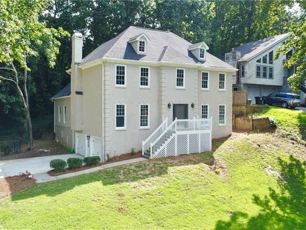 741 Maggie Court , Kennesaw, GA 30144