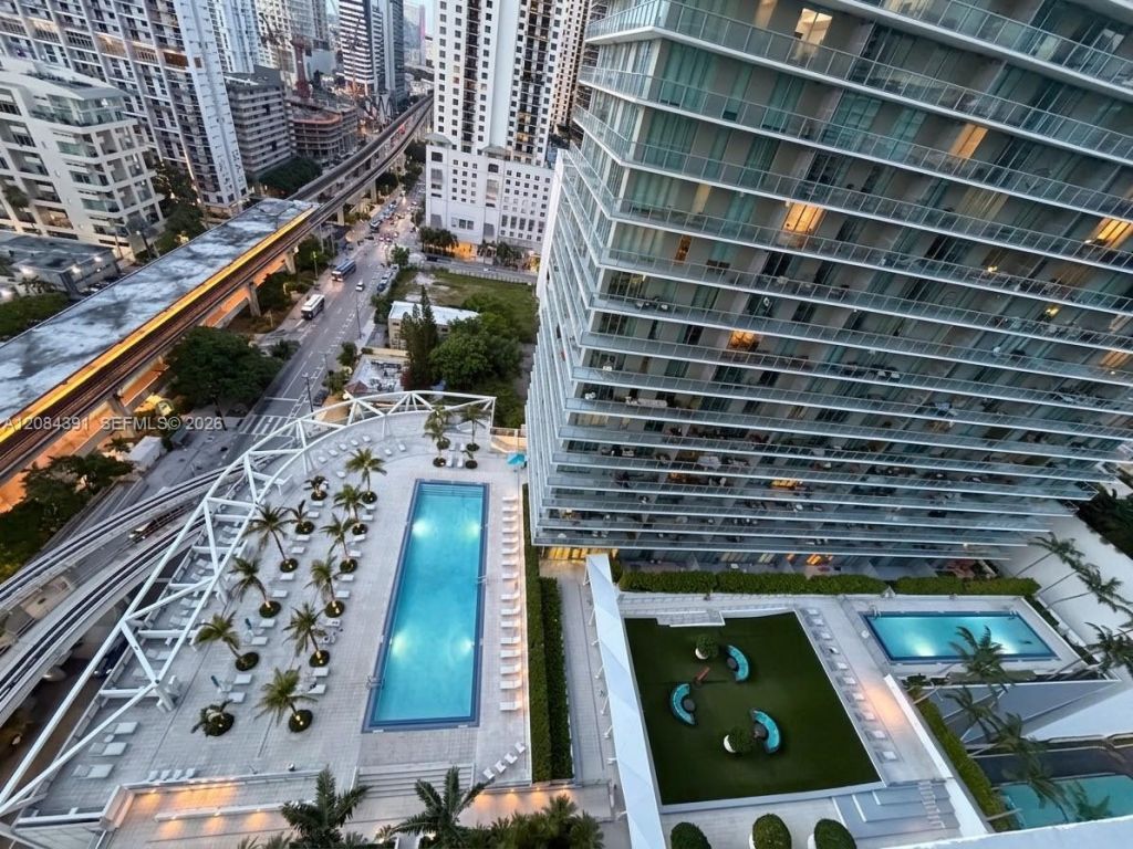 79 SW 12th St , Unit 2410-S, Miami, FL 33130 Photo