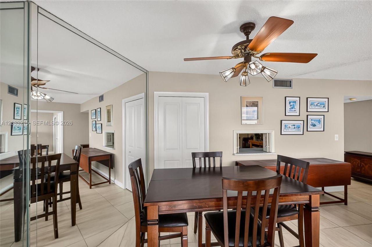 11930 N Bayshore Dr, Unit 1405, North Miami, FL 33181 Photo