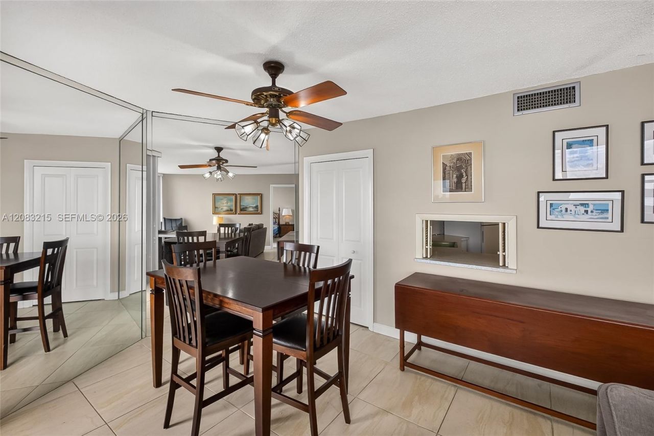 11930 N Bayshore Dr, Unit 1405, North Miami, FL 33181 Photo