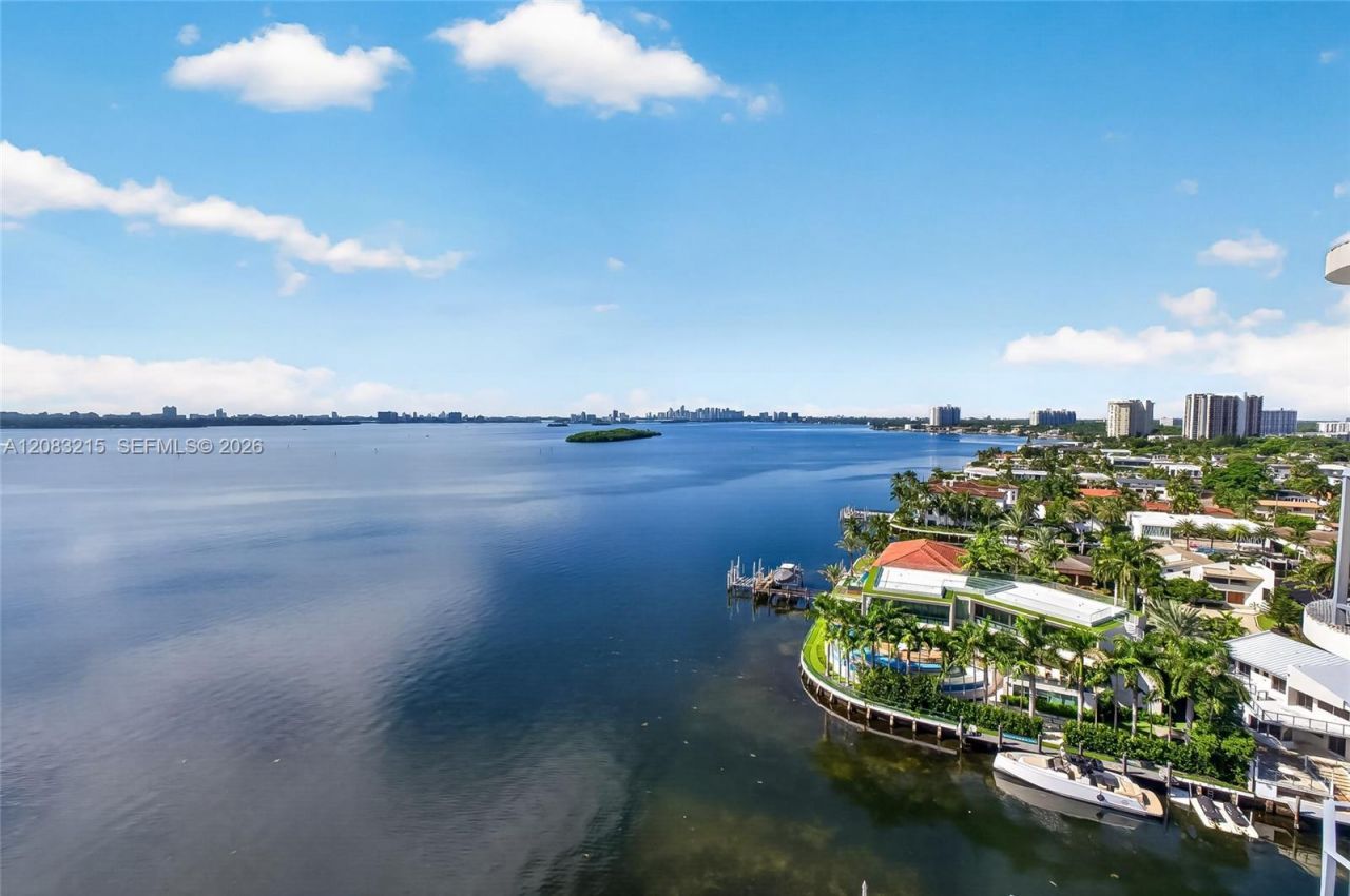 11930 N Bayshore Dr, Unit 1405, North Miami, FL 33181 Photo