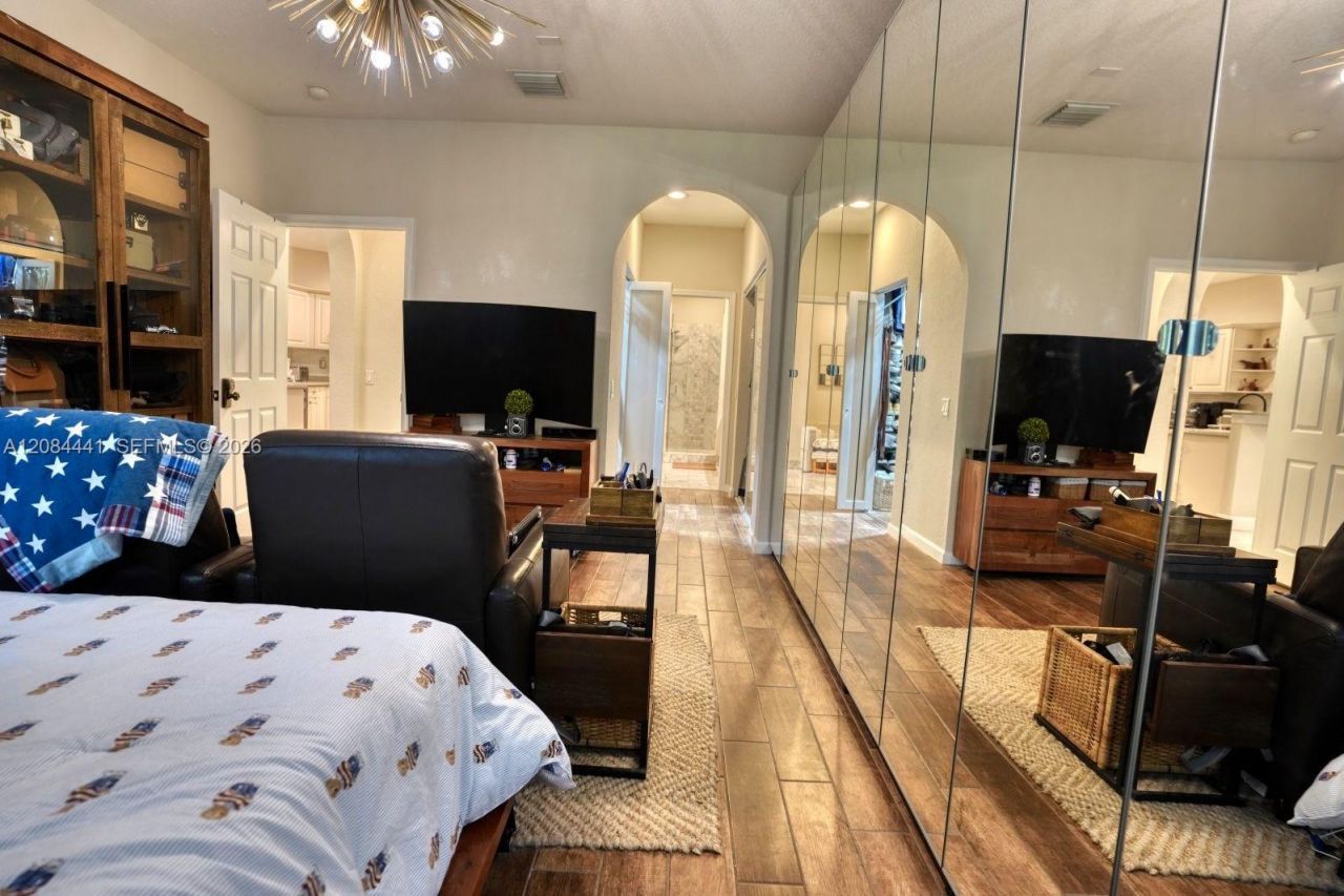 2706 Kinsington Cir, Unit 23-2, Weston, FL 33332 Photo