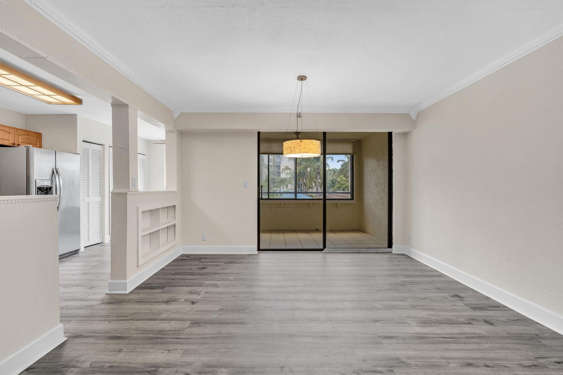 7564 Regency Lake Drive, Unit 202, Boca Raton, FL 33433 Photo