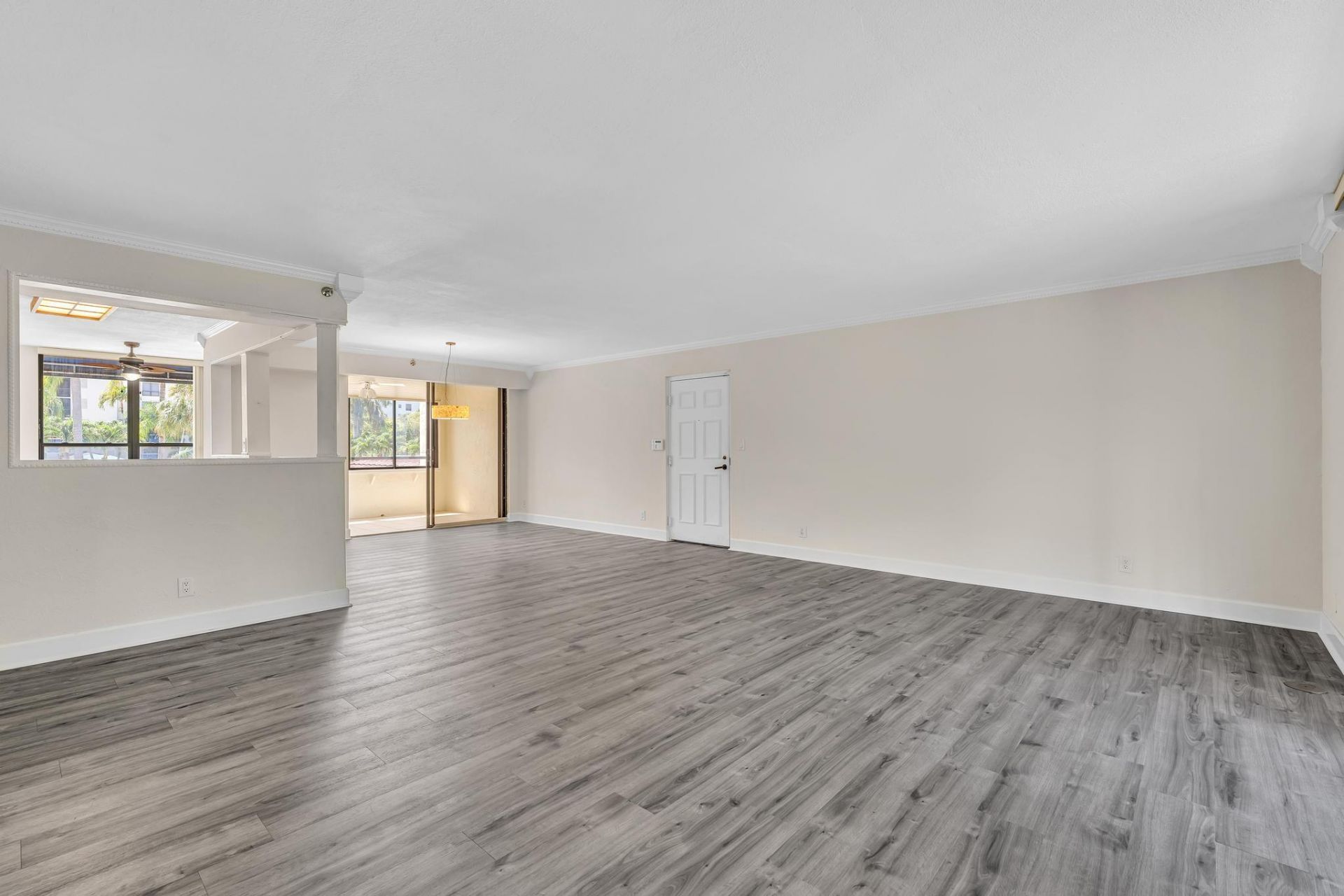 7564 Regency Lake Drive, Unit 202, Boca Raton, FL 33433 Photo