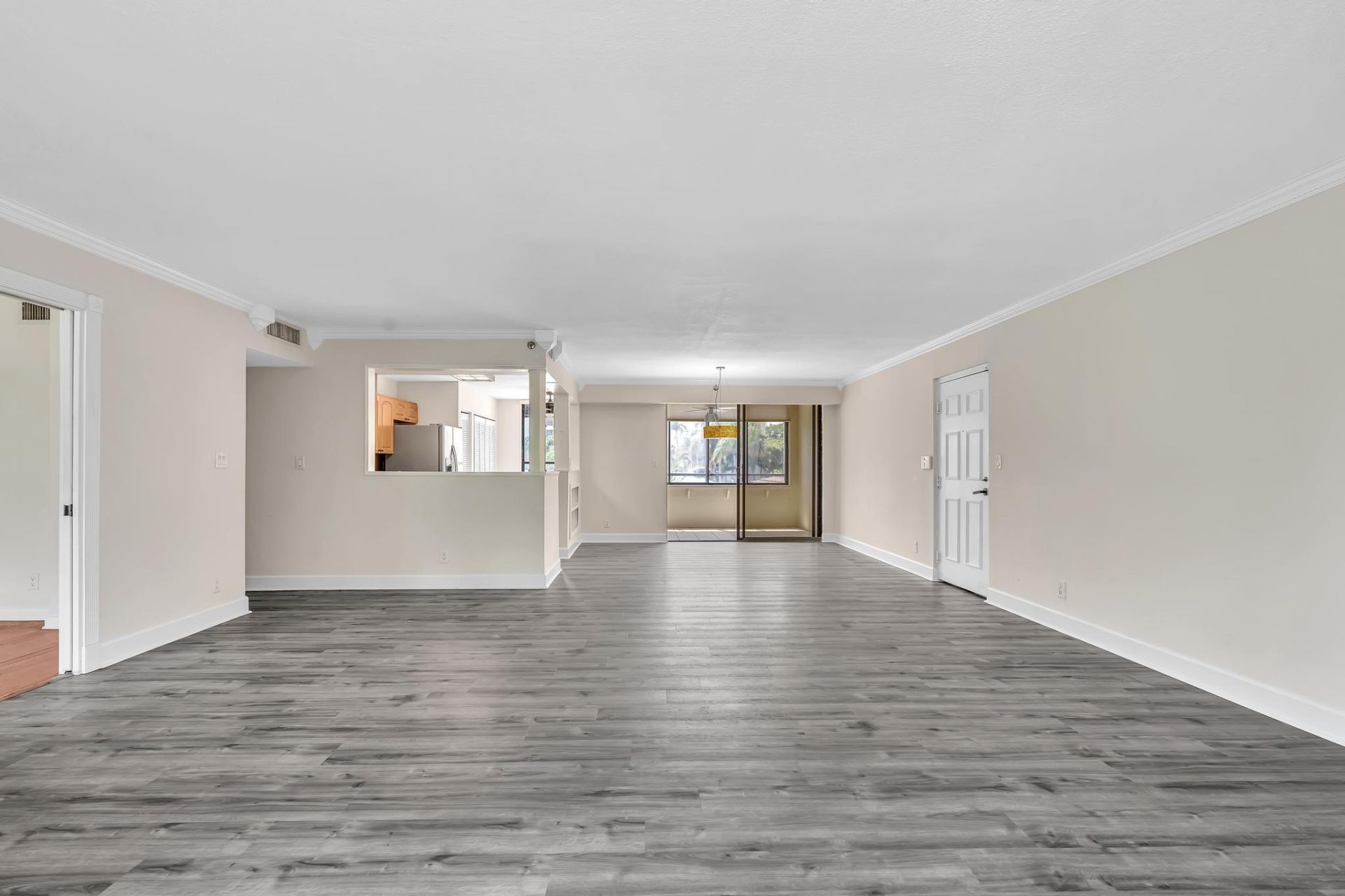 7564 Regency Lake Drive, Unit 202, Boca Raton, FL 33433 Photo
