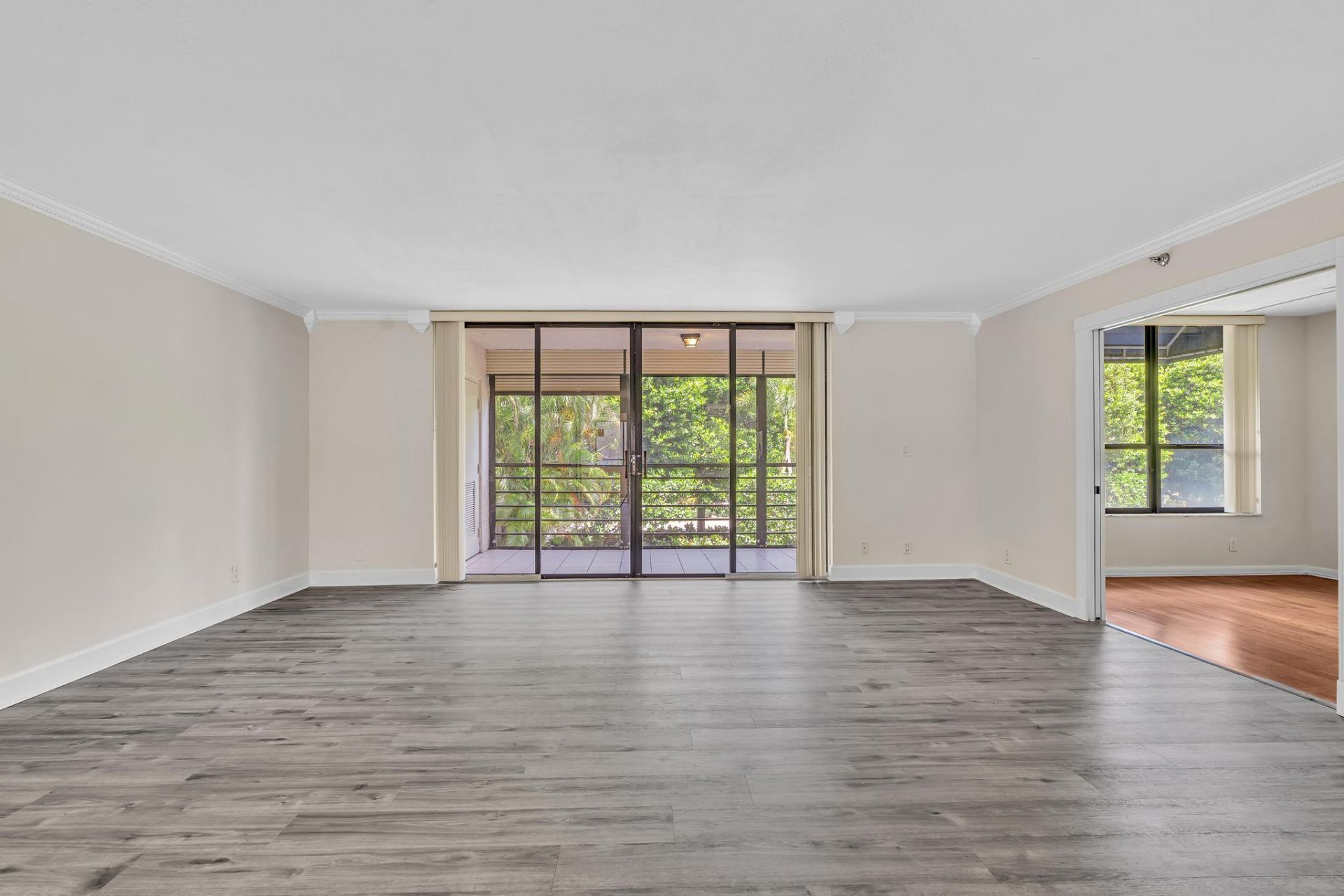 7564 Regency Lake Drive, Unit 202, Boca Raton, FL 33433 Photo