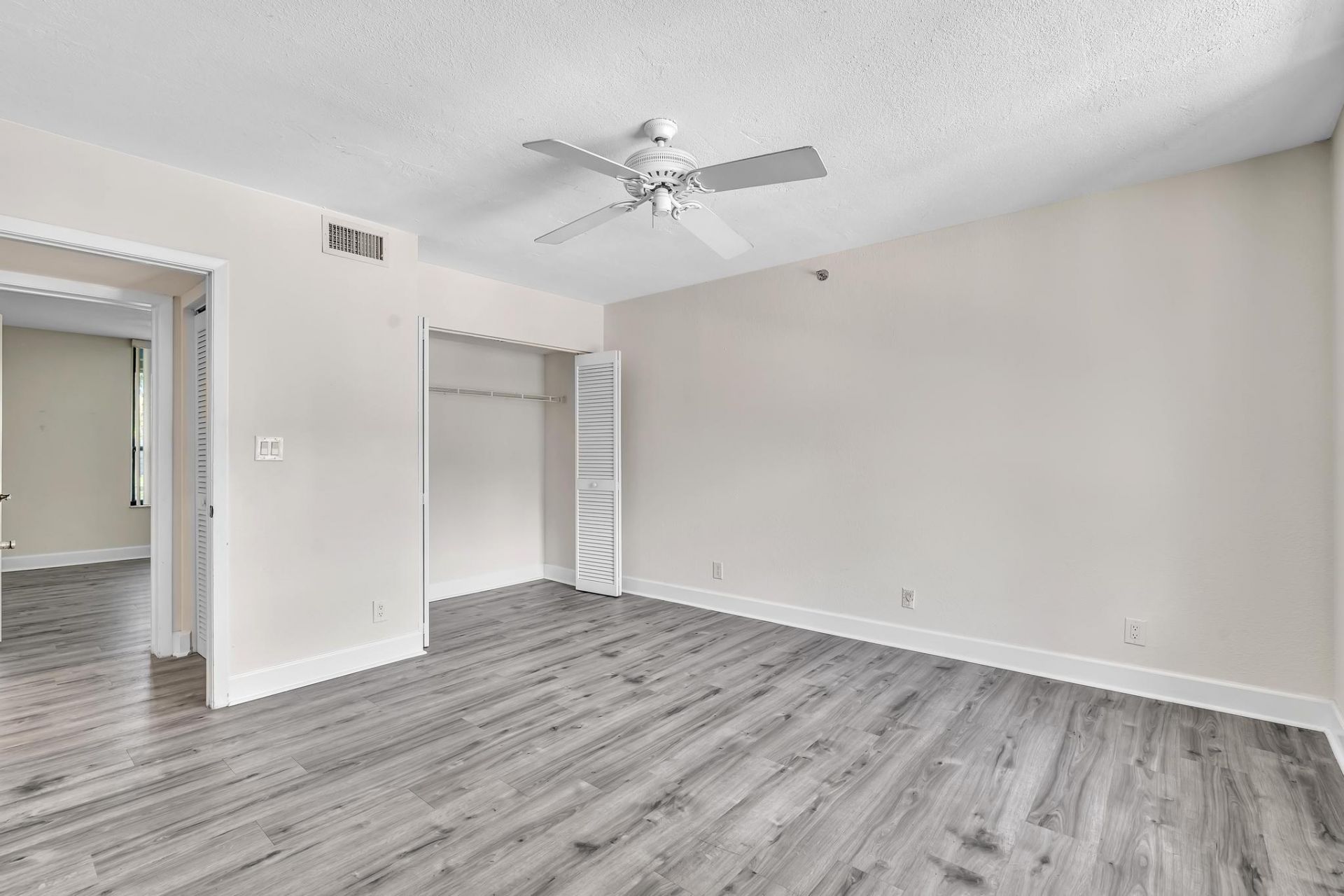 7564 Regency Lake Drive, Unit 202, Boca Raton, FL 33433 Photo