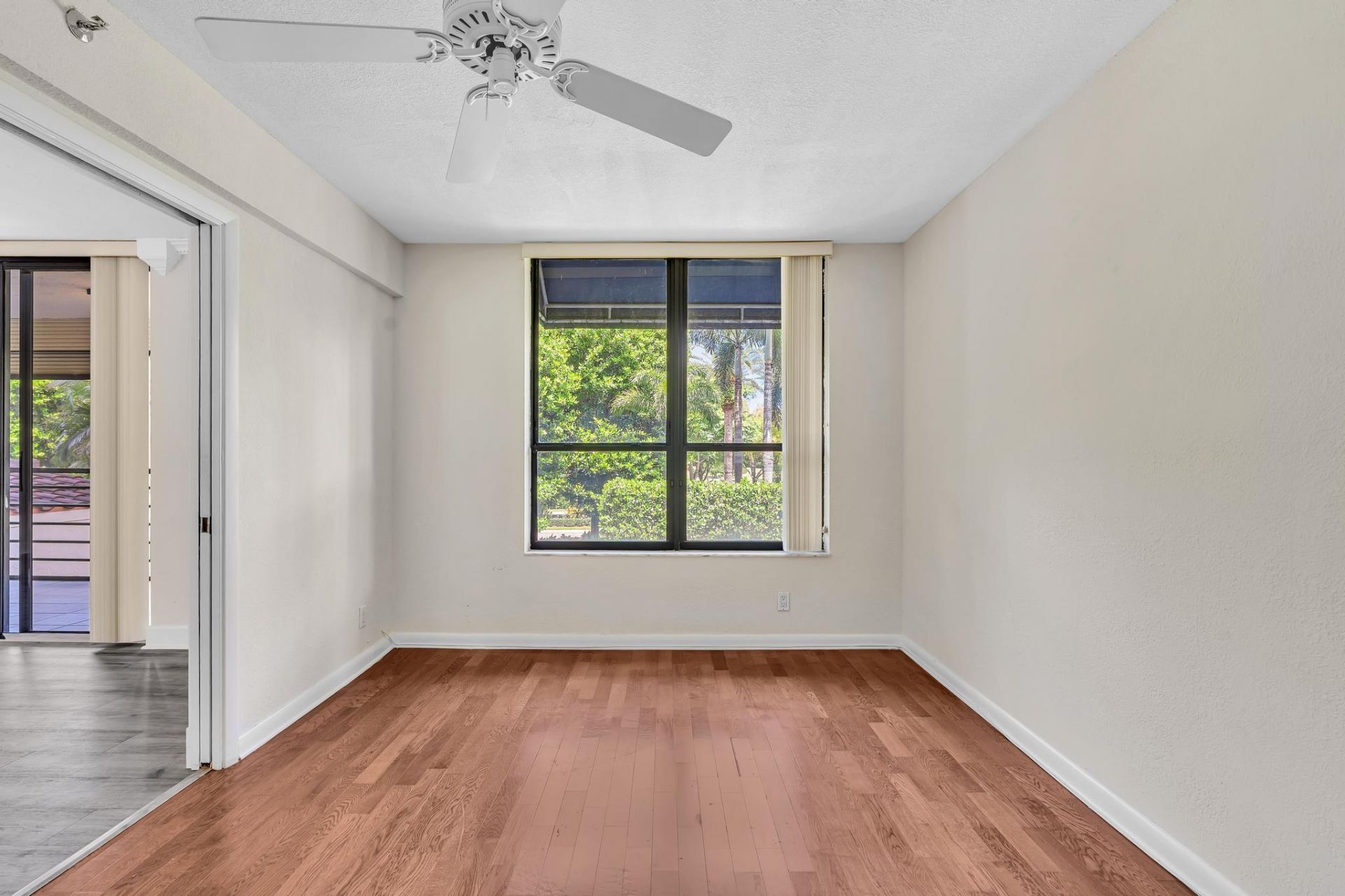 7564 Regency Lake Drive, Unit 202, Boca Raton, FL 33433 Photo