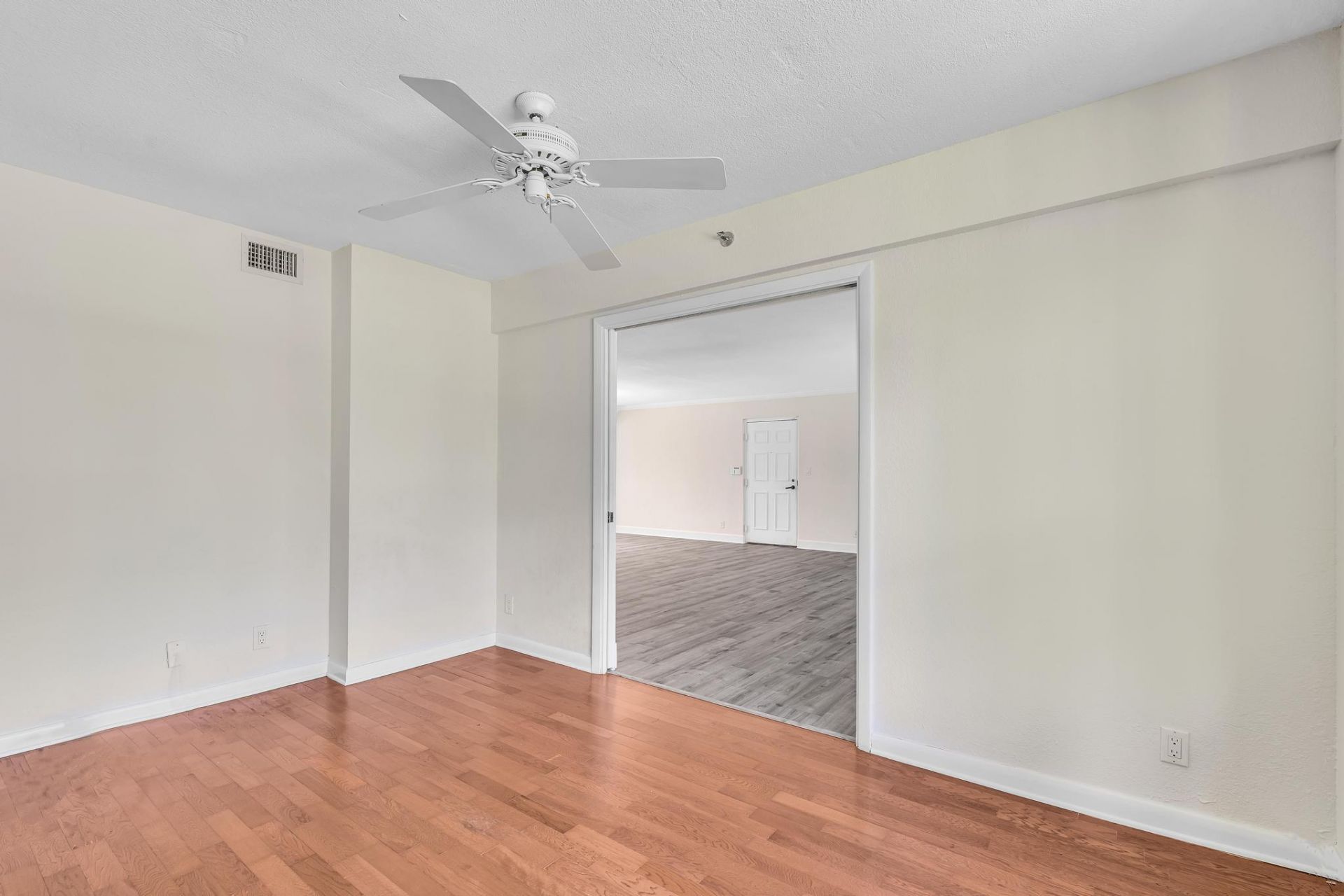 7564 Regency Lake Drive, Unit 202, Boca Raton, FL 33433 Photo