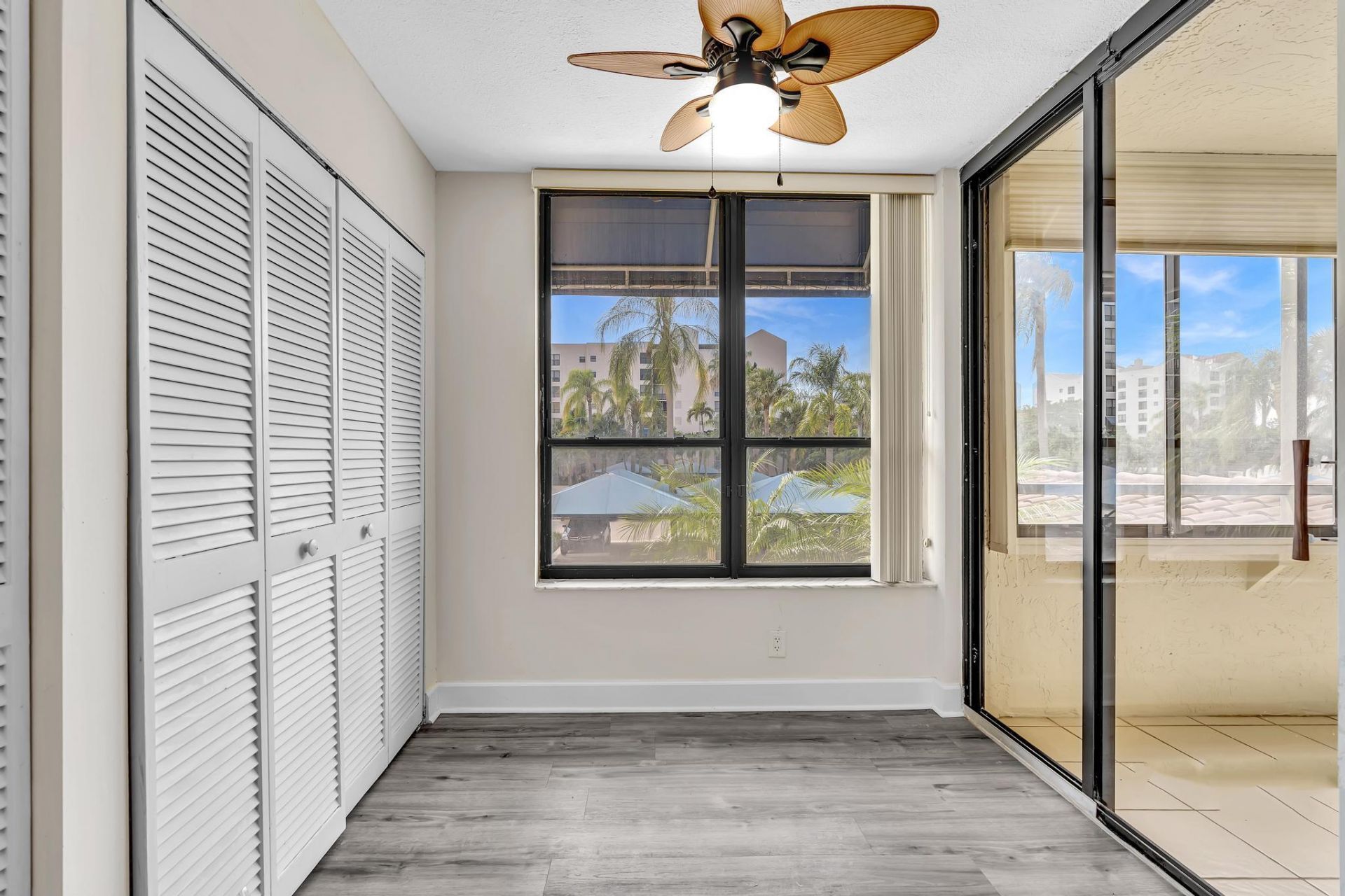 7564 Regency Lake Drive, Unit 202, Boca Raton, FL 33433 Photo