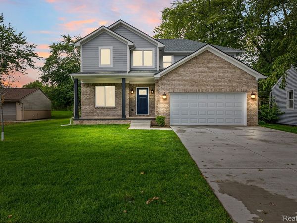 29827 Gloria Street, St Clair Shores, Mi 48082