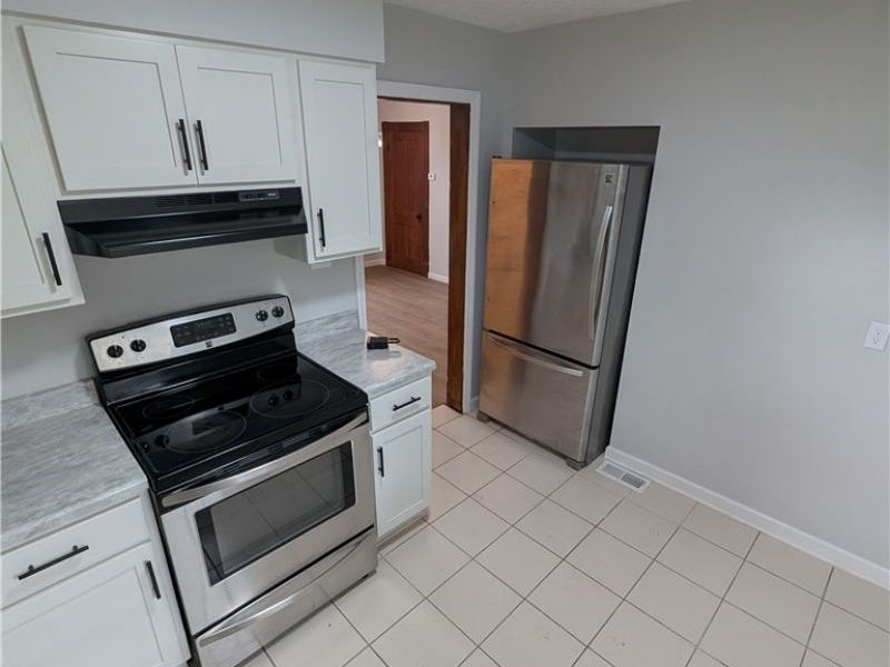 317 North Main Street, Bethesda, OH 43719 Photo 12