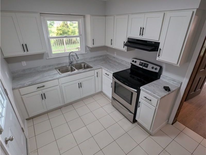 317 North Main Street, Bethesda, OH 43719 Photo 13