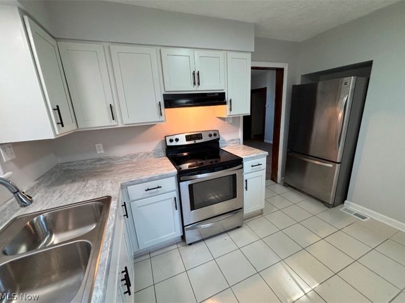 317 North Main Street, Bethesda, OH 43719 Photo 15