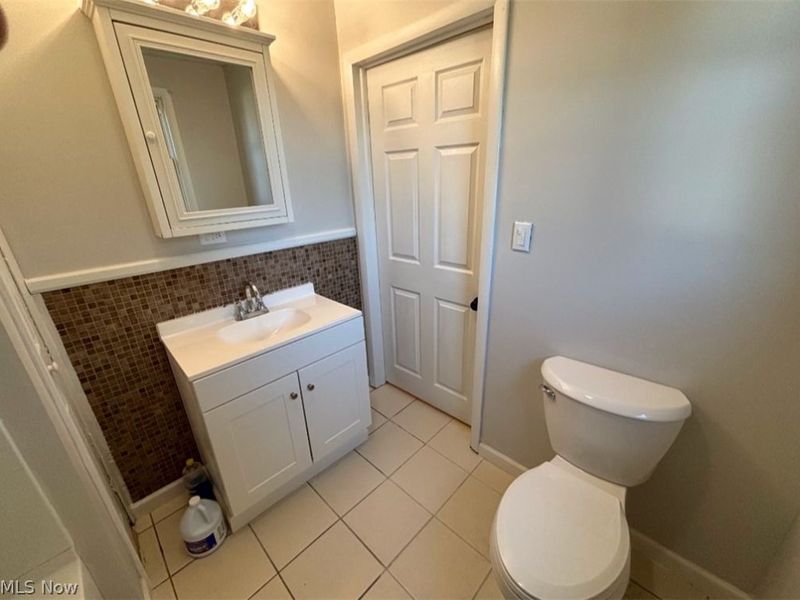 317 North Main Street, Bethesda, OH 43719 Photo 29