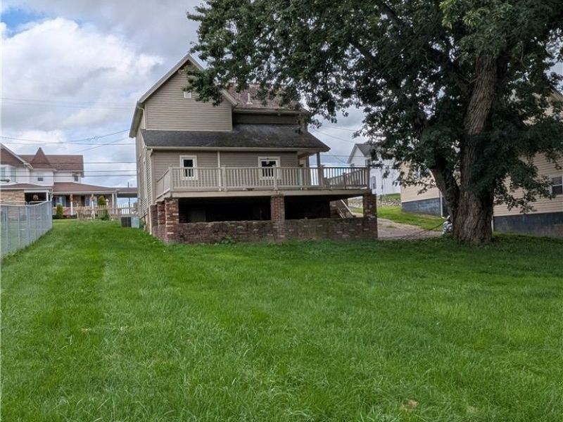 317 North Main Street, Bethesda, OH 43719 Photo 6