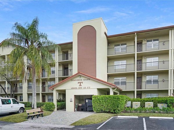 13001 SW 15th Ct , Unit 405T, Pembroke Pines, FL 33027