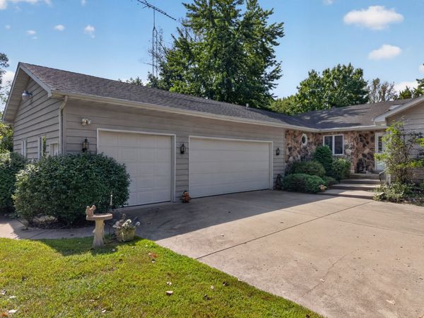 5705 E North Prairie Drive , Morris, IL 60450