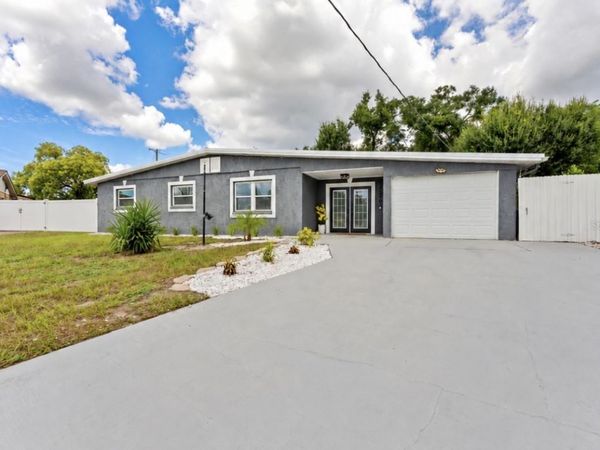5208 ANSLEY CIRCLE , TAMPA, FL 33610