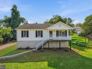 88 JOHN E MANN STREET, WARRENTON, VA 20186