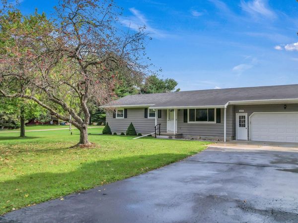 2233 Ives Road, Leslie, MI 49251