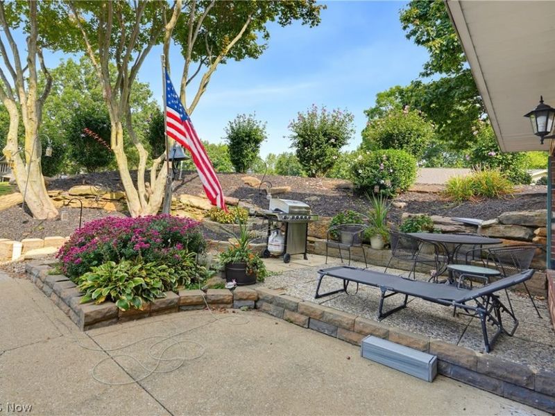 4035 Woodlands Drive, Vermilion, OH 44089 Photo 5