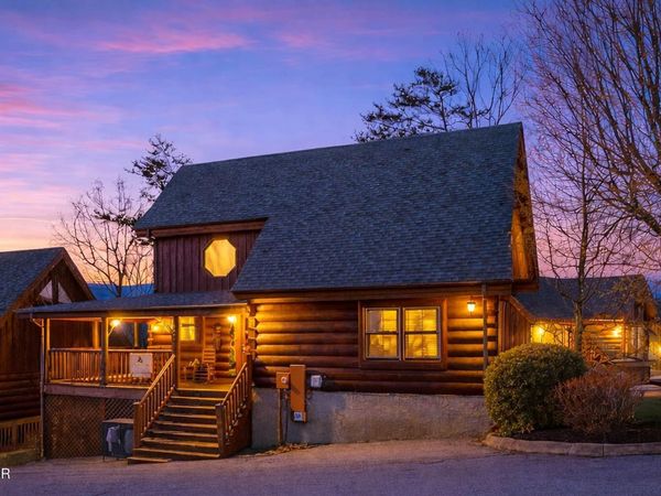 1959 Cougar Crossing Way , Sevierville, TN 37876
