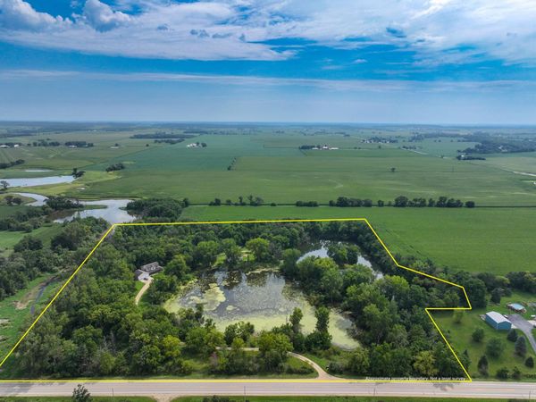 7938 E State Rd 59, Milton, WI 53563