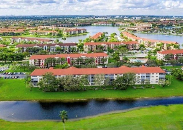 13155 SW 7th Ct , Unit 402E, Pembroke Pines, FL 33027 Photo