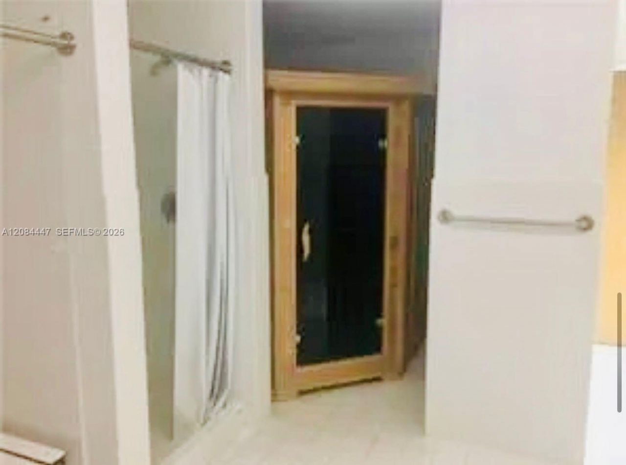 2741 Taft St, Unit 206, Hollywood, FL 33020 Photo